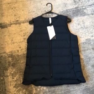 Lululemon Just Enough Puff Vest
